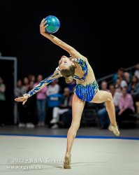 1543_03700
