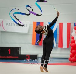 1796_09500